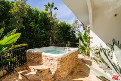 13551 Cheltenham Dr, Sherman Oaks, CA 91423 - Photo 69