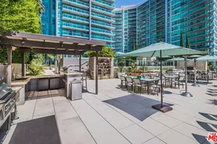 13650 Marina Pointe Dr, Marina del Rey, CA 90292 - Photo 25