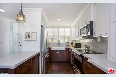 16601 Marquez Ave #304, Pacific Palisades, CA 90272 - Photo 5