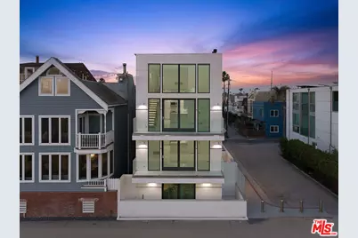 2419 Ocean Front Walk, Venice, CA 90291 - Photo 3