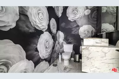 225 S Hamilton Dr #102, Beverly Hills, CA 90211 - Photo 7