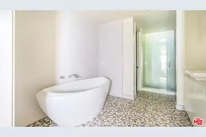 225 S Hamilton Dr #102, Beverly Hills, CA 90211 - Photo 13