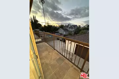 15147 Otsego St, Sherman Oaks, CA 91403 - Photo 17