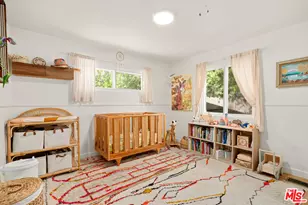 7421 Earldom Ave, Playa del Rey, CA 90293 - Photo 29