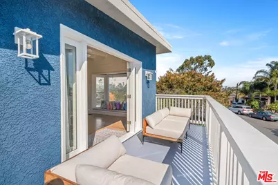 7421 Earldom Ave, Playa del Rey, CA 90293 - Photo 21