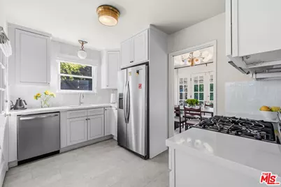 859 Cresthaven Dr, Los Angeles, CA 90042 - Photo 11