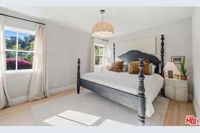 859 Cresthaven Dr, Los Angeles, CA 90042 - Photo 15