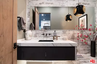 14840 Sutton St, Sherman Oaks, CA 91403 - Photo 17