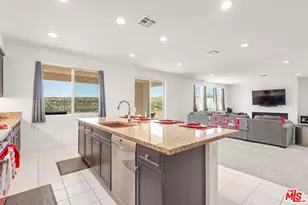 39315 Stirrup Ct, Palmdale, CA 93551 - Photo 5