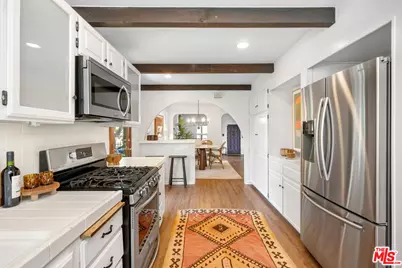 12106 Herbert St, Los Angeles, CA 90066 - Photo 11