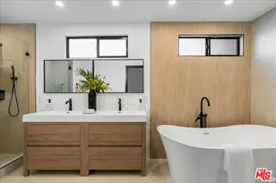 3873 Royal Woods Dr, Sherman Oaks, CA 91403 - Photo 11