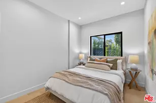 2931 S Bronson Ave, Los Angeles, CA 90018 - Photo 47