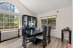 13011 Meadowlark Ave, Granada Hills, CA 91344 - Photo 7