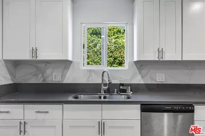 6612 Madden Ave, Los Angeles, CA 90043 - Photo 13