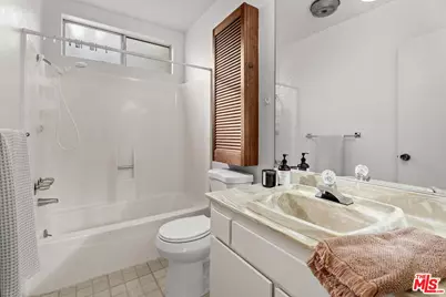 5437 Corteen Pl #212, Valley Village, CA 91607 - Photo 11