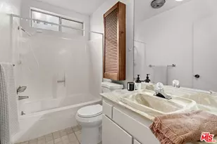 5437 Corteen Pl, Valley Village, CA 91607 - Photo 11