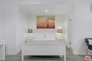 121 S Elm Dr, Beverly Hills, CA 90212 - Photo 11