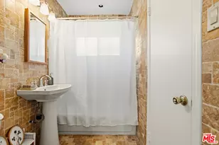 6818 Varna Ave, Van Nuys, CA 91405 - Photo 27