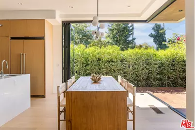 822 Superba Ave, Venice, CA 90291 - Photo 17