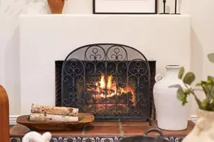 11593 Kling St, Valley Village, CA 91602 - Photo 9