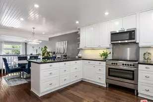 17213 Palisades Cir, Pacific Palisades, CA 90272 - Photo 9