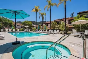 17213 Palisades Cir, Pacific Palisades, CA 90272 - Photo 25