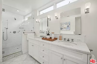 2114 Glendon Ave, Los Angeles, CA 90025 - Photo 17