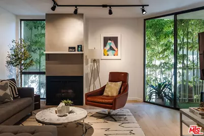 1230 N Sweetzer Ave #204, West Hollywood, CA 90069 - Photo 3