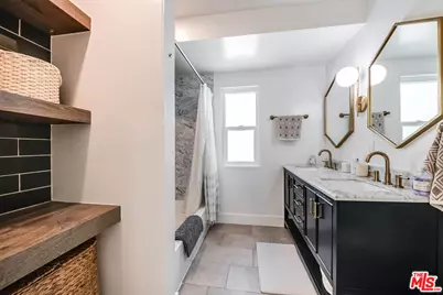 14716 Killion St, Sherman Oaks, CA 91411 - Photo 15