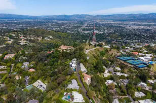 2480 Briarcrest Rd, Beverly Hills, CA 90210 - Photo 51