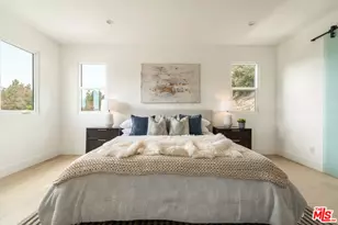 350 Mt Carmel Dr, Glendale, CA 91206 - Photo 13
