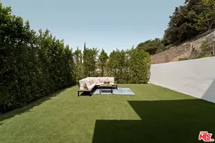 350 Mt Carmel Dr, Glendale, CA 91206 - Photo 25