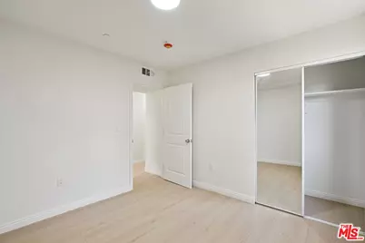 1354 E 108th St, Los Angeles, CA 90059 - Photo 17