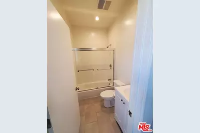 1545 E 4th St, Long Beach, CA 90802 - Photo 15