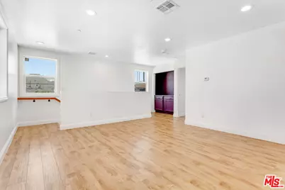231 E 25th St, Los Angeles, CA 90011 - Photo 15