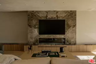 1778 Viewmont Dr, Los Angeles, CA 90069 - Photo 3