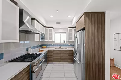 108 S Croft Ave #102, Los Angeles, CA 90048 - Photo 5