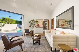 11642 Hartsook St, Valley Village, CA 91601 - Photo 23