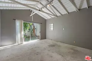 9039 Phyllis Ave, West Hollywood, CA 90069 - Photo 29