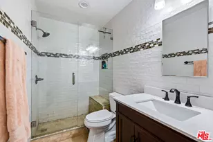 108 S Formosa Ave, Los Angeles, CA 90036 - Photo 19