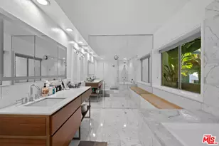 1131 Alta Loma Rd, West Hollywood, CA 90069 - Photo 21
