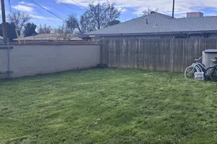 1420 Indian Sage Rd, Lancaster, CA 93534 - Photo 11