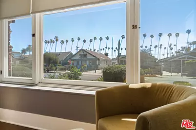 2337 W 29th Pl, Los Angeles, CA 90018 - Photo 13