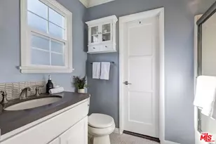 2037 Hillsboro Ave, Los Angeles, CA 90034 - Photo 17