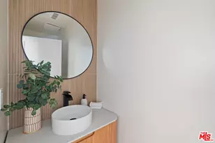 3945 Franklin St, Glendale, CA 91214 - Photo 11