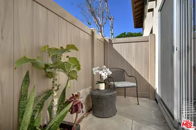 10341 Canoga Ave #3, Chatsworth, CA 91311 - Photo 7