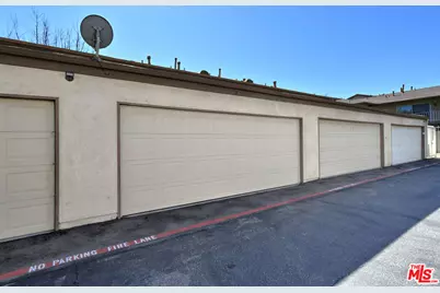 10341 Canoga Ave #3, Chatsworth, CA 91311 - Photo 35