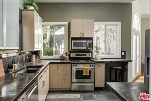 2123 Branden St, Los Angeles, CA 90026 - Photo 9