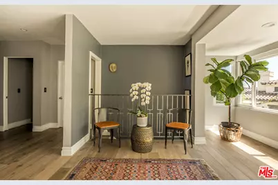 6970 La Presa Dr, Los Angeles, CA 90068 - Photo 25