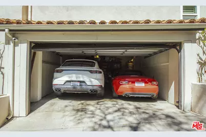 6970 La Presa Dr, Los Angeles, CA 90068 - Photo 29